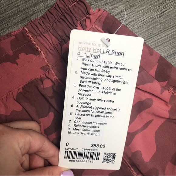 Lululemon Hotty Hot Low Rise Short 4" - Picture 6 of 9